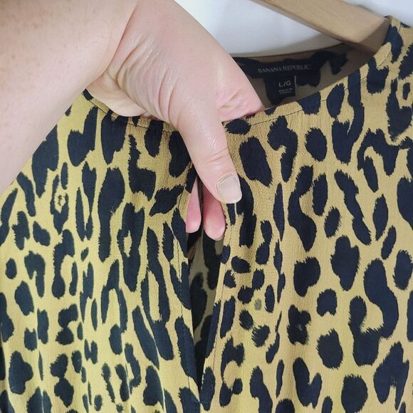 Banana Republic Leopard Print Long Sleeve Blouse - Picture 3 of 12